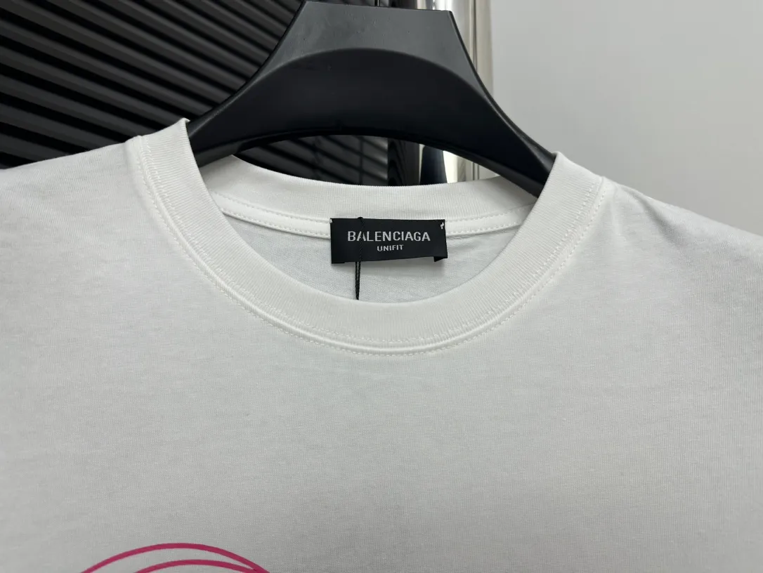 【BALENCIAGA】 24ss T 260g ， Versatile。 ， ， 。 ， Same Style ， 。 ：Black White Size：S-XL